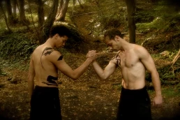 Una tribù che danza